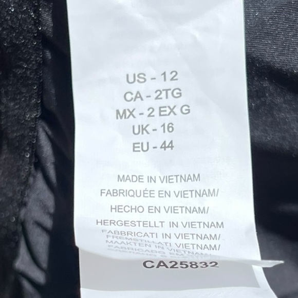 🌻NEW w.tags La Blanca Island Goddess Asymmetrical Twist Surplice Swimsuit 12 - Picture 8 of 11